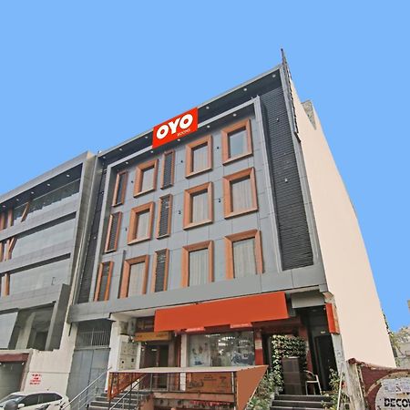 Hotel 19 West นิวเดลี ภายนอก รูปภาพ
