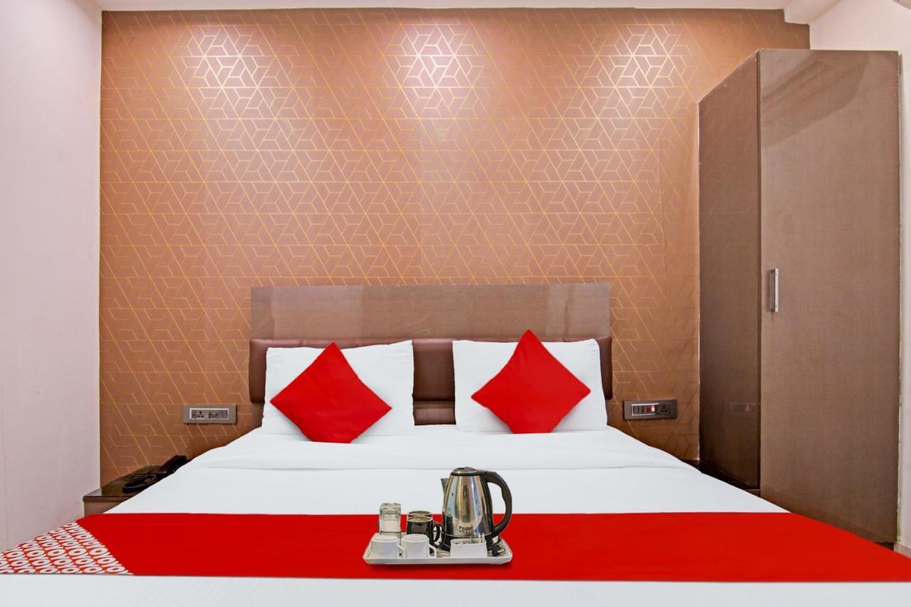 Hotel 19 West นิวเดลี ภายนอก รูปภาพ