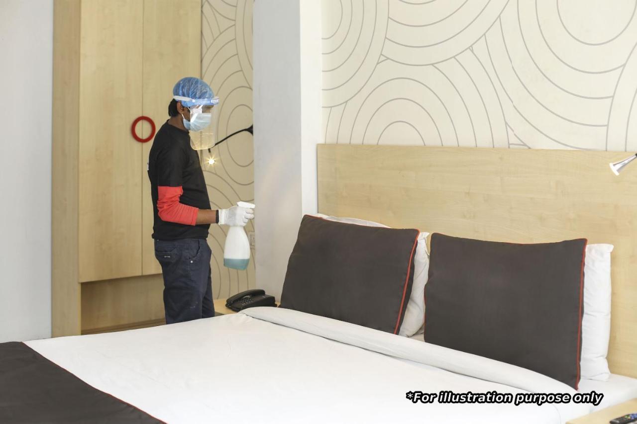 Hotel 19 West นิวเดลี ภายนอก รูปภาพ